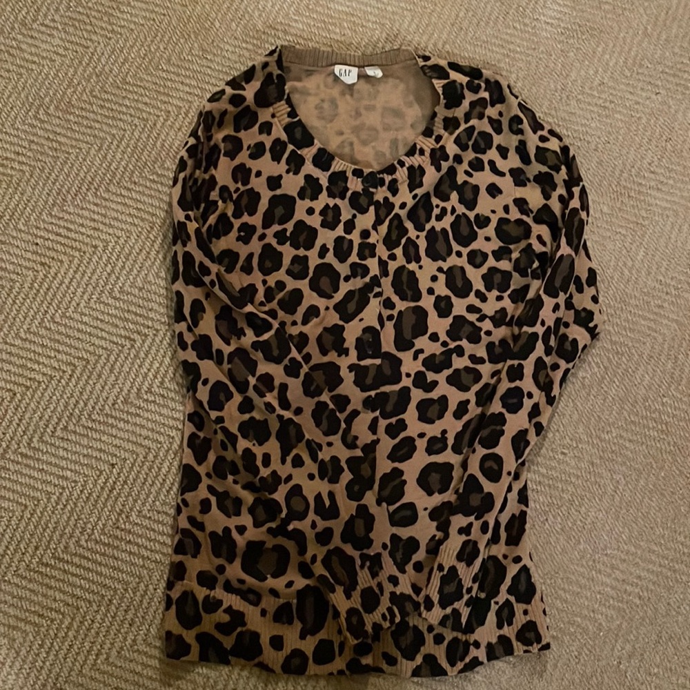 Gap Button Up Cardigan